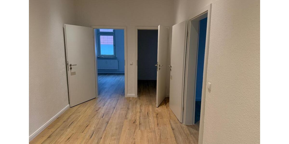 Dachgeschoßwohnung Nienburg (Weser) - 3.5 Zimmer, 100 m&sup2;, 400&euro; | Angebot:24443633