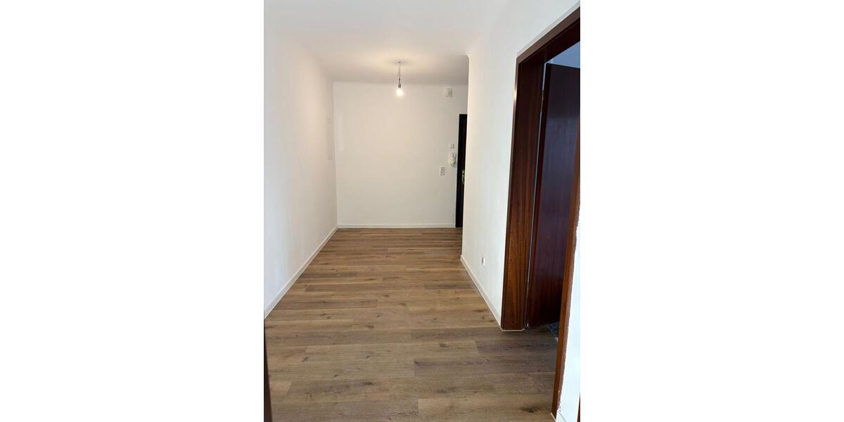 Etagenwohnung Wiesbaden Nordost - 2 Zimmer, 75 m&sup2;, 1.400&euro; | Angebot:24753627