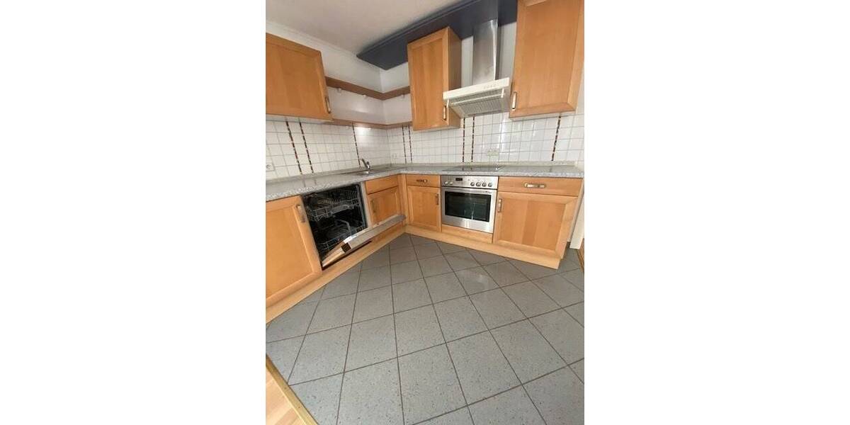 Etagenwohnung Bruchsal - 2 Zimmer, 72 m&sup2;, 850&euro; | Angebot:26641843