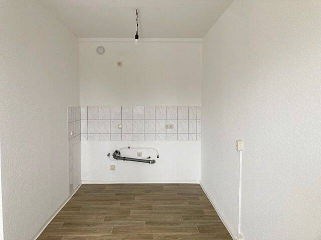 Etagenwohnung Hermsdorf - 4 Zimmer, 73 m&sup2;, 440&euro; | Angebot:26797089