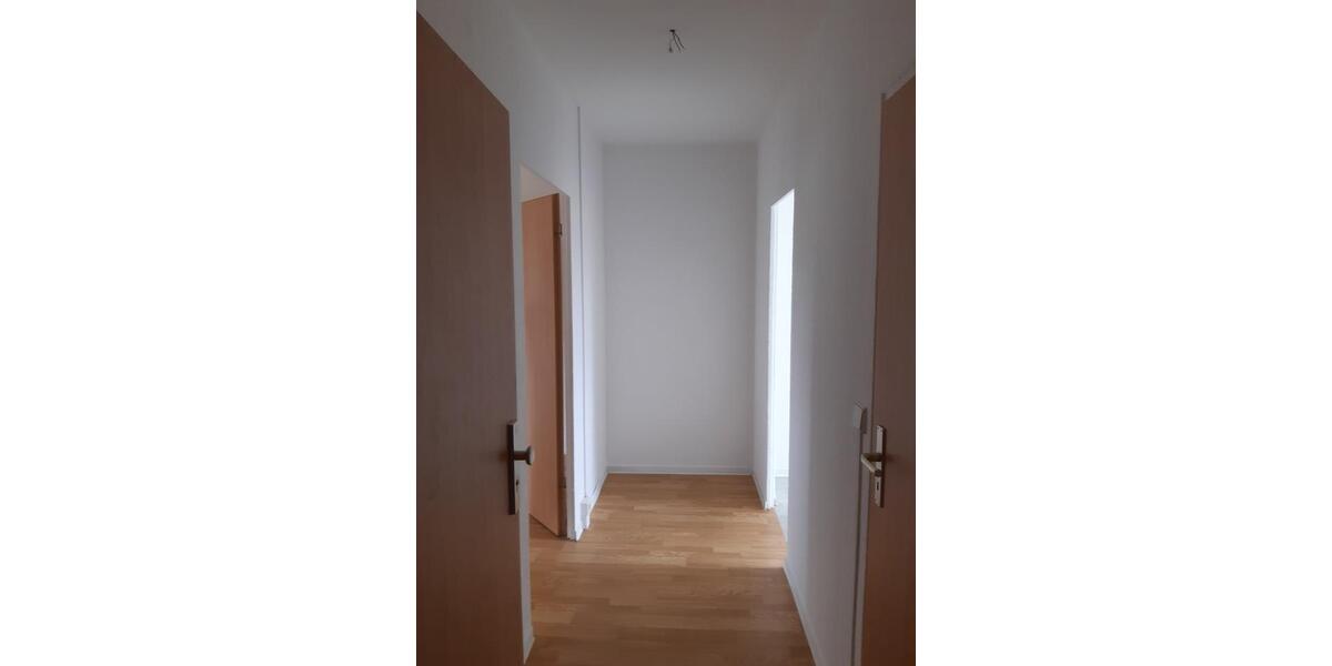 Etagenwohnung Döbeln - 2 Zimmer, 49 m&sup2;, 230&euro; | Angebot:24601710