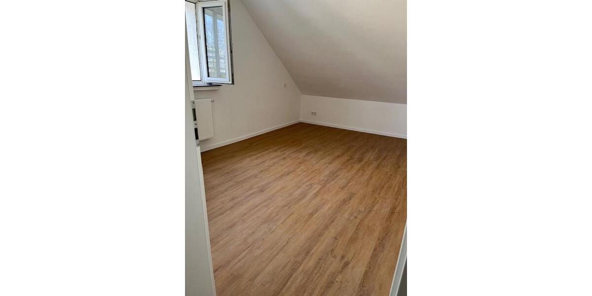 Dachgeschoßwohnung Dortmund Hombruch - 2 Zimmer, 45 m&sup2;, 610&euro; | Angebot:26087026