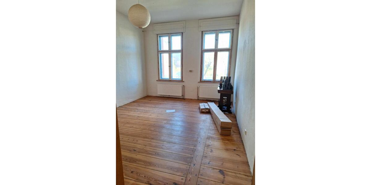 Hochparterre Löwenberger Land - 4 Zimmer, 101 m&sup2;, 605&euro; | Angebot:26052133