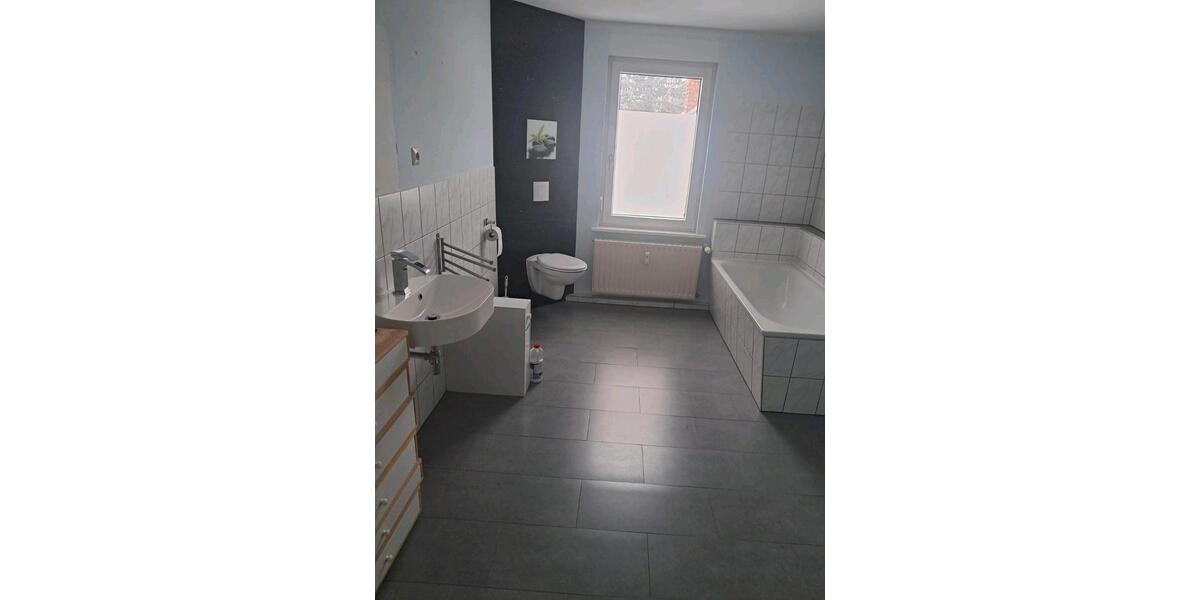 Etagenwohnung Kahla - 2 Zimmer, 55 m&sup2;, 500&euro; | Angebot:24725975