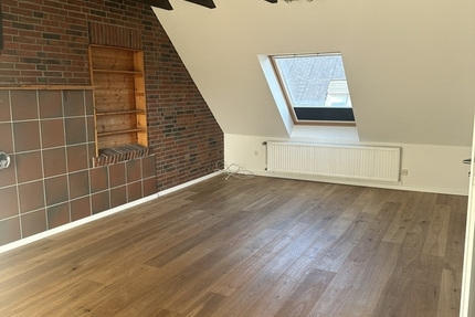 gemütliche Dachgeschosswohnung im Zentrum von Aschendorf 3 zimmer