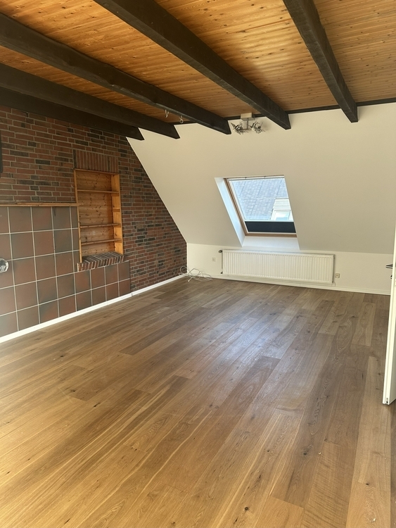 gemütliche Dachgeschosswohnung im Zentrum von Aschendorf 3 zimmer