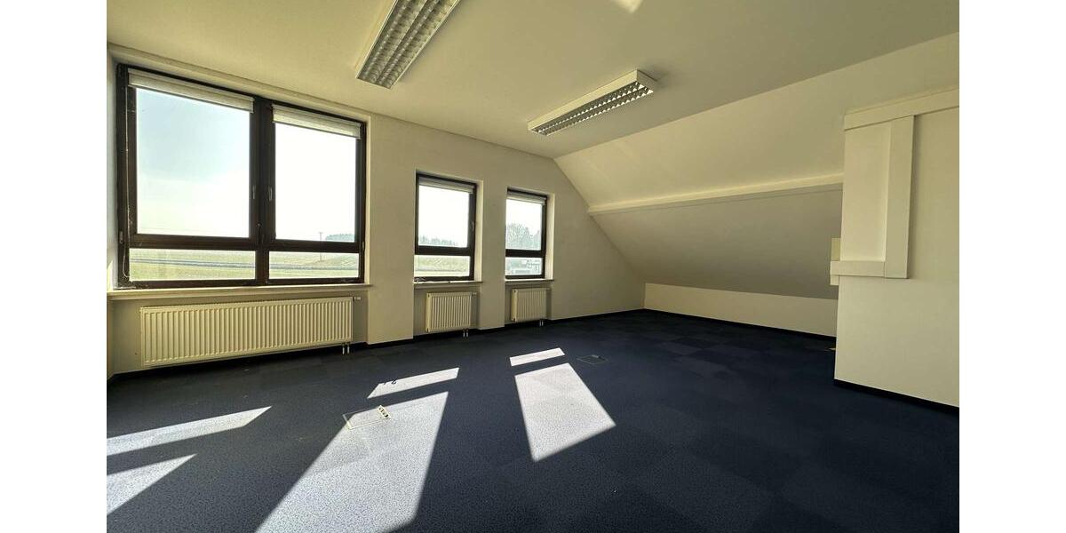 Gewerbeobjekt Ried - 1.450&euro; | Angebot:25985984