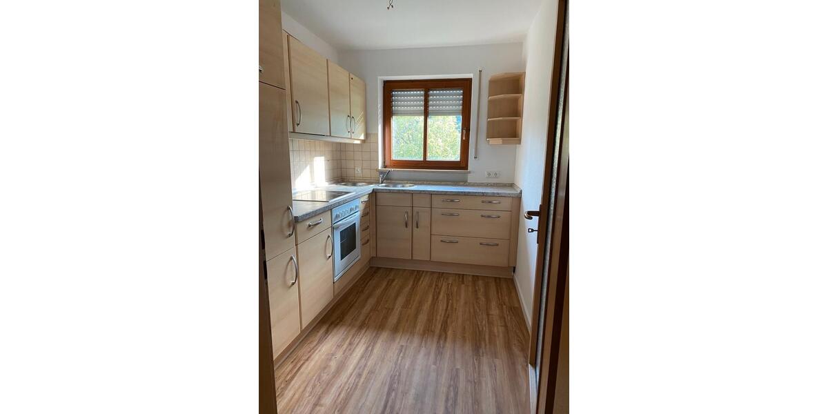 Etagenwohnung Kelheim - 2 Zimmer, 62 m&sup2;, 865&euro; | Angebot:24641676