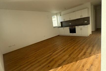 Wohnung Kemnath - 3 Zimmer, 70 m&sup2;, 840&euro; | Angebot:24748005