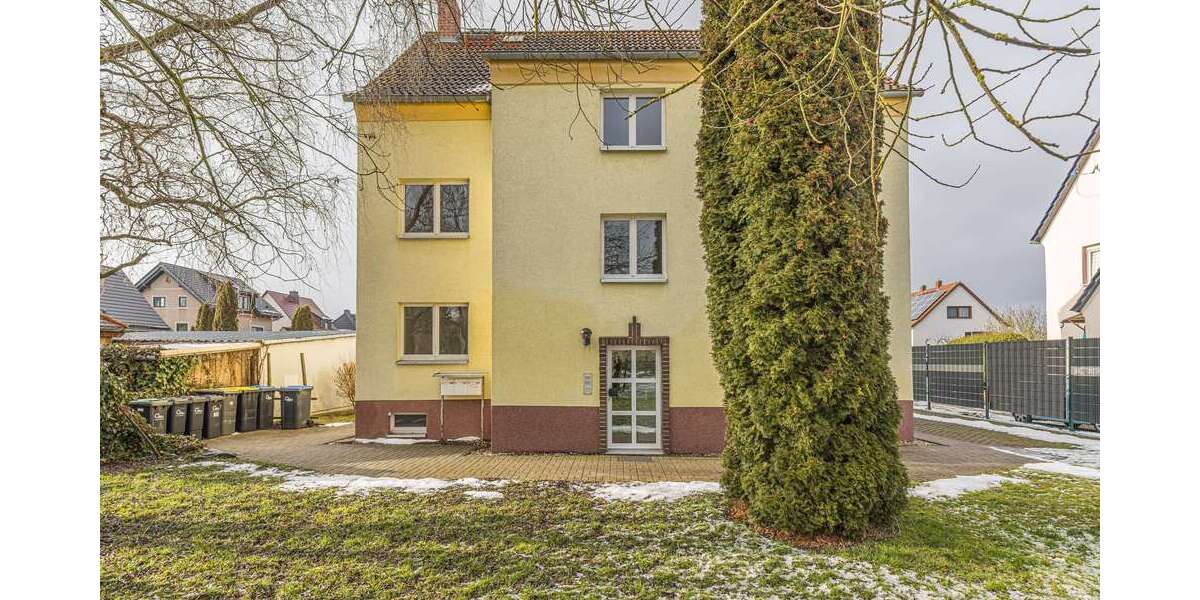 Etagenwohnung Borna - 3 Zimmer, 72 m&sup2;, 649&euro; | Angebot:25143302