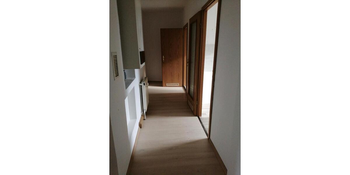 Etagenwohnung Elsteraue - 2 Zimmer, 51 m&sup2;, 311&euro; | Angebot:25592465