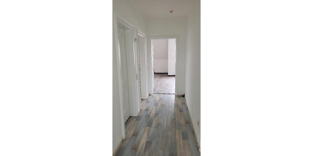 Dachgeschoßwohnung Herford - 3 Zimmer, 96 m&sup2;, 590&euro; | Angebot:26444030