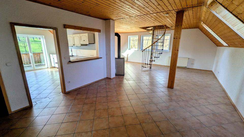 Etagenwohnung Steinebach/Sieg Sieg - 4 Zimmer, 125 m&sup2;, 650&euro; | Angebot:25440245
