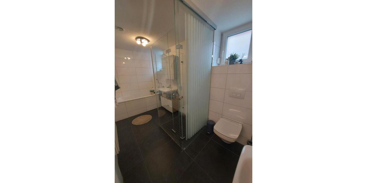 Erdgeschoßwohnung Ammerbuch - 3 Zimmer, 72 m&sup2;, 1.402&euro; | Angebot:25635567