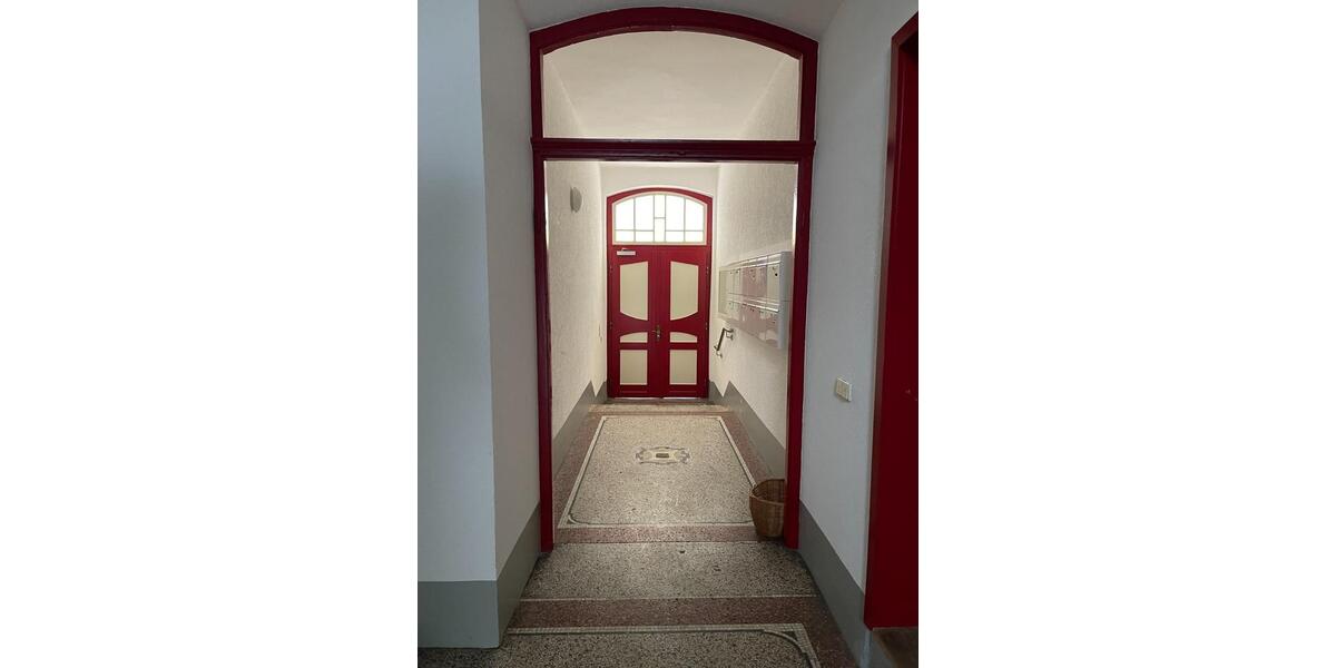 Etagenwohnung Erfurt - 3 Zimmer, 99 m&sup2;, 950&euro; | Angebot:25831916