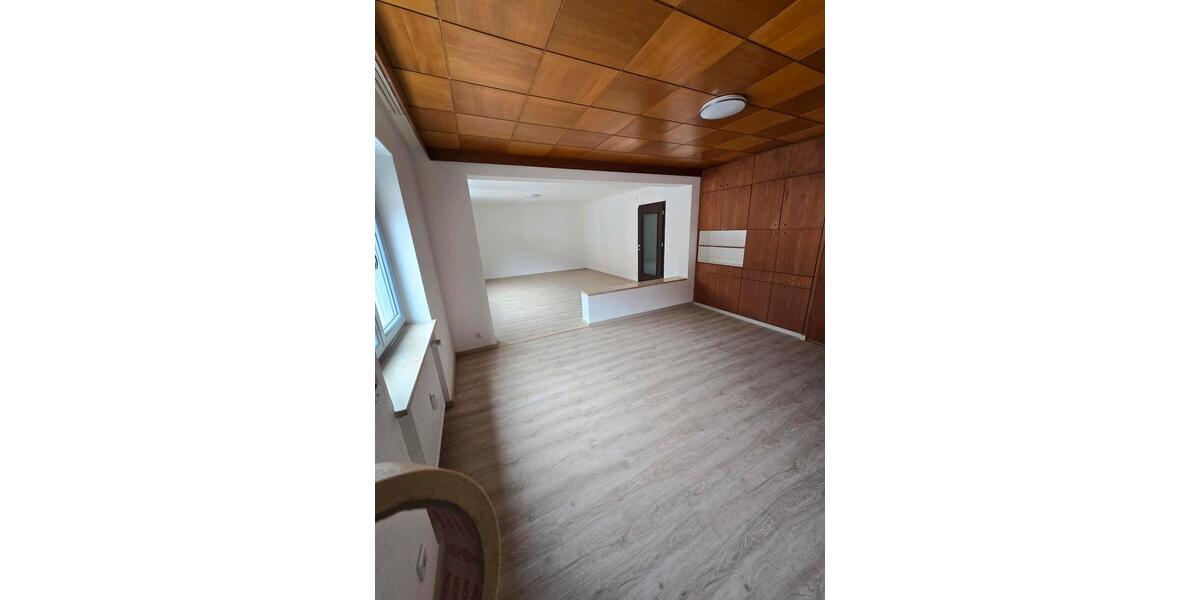 Etagenwohnung Eichstätt - 5 Zimmer, 125 m&sup2;, 1.900&euro; | Angebot:25899378