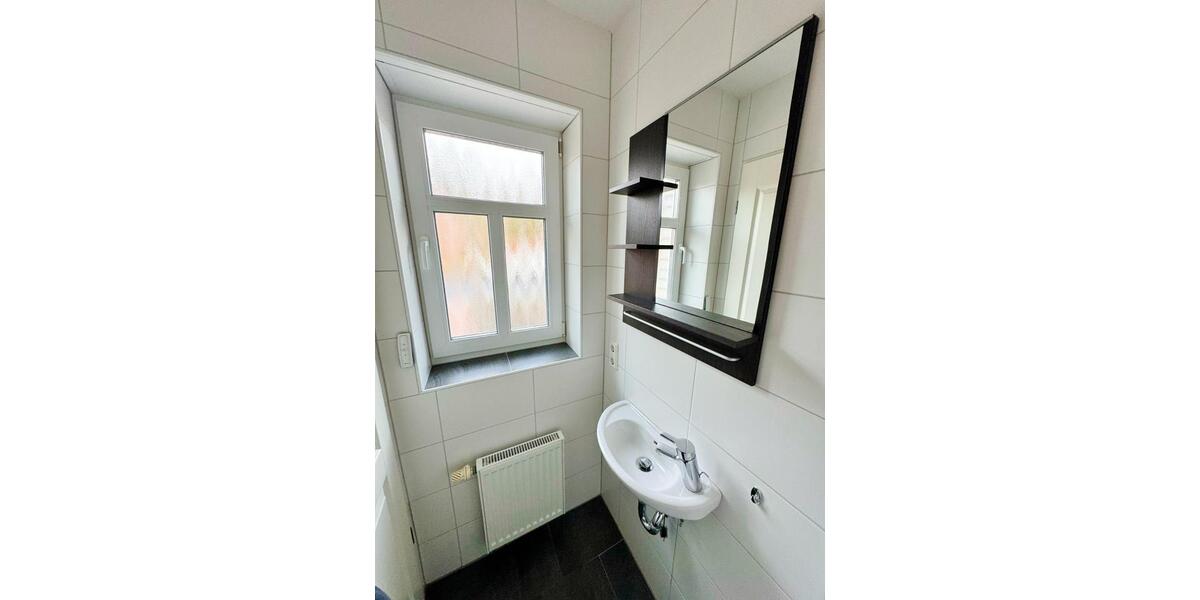 3-Zimmer-Doppelhaushälfte mit Mansardendach zur Miete in Norden 3 zimmer