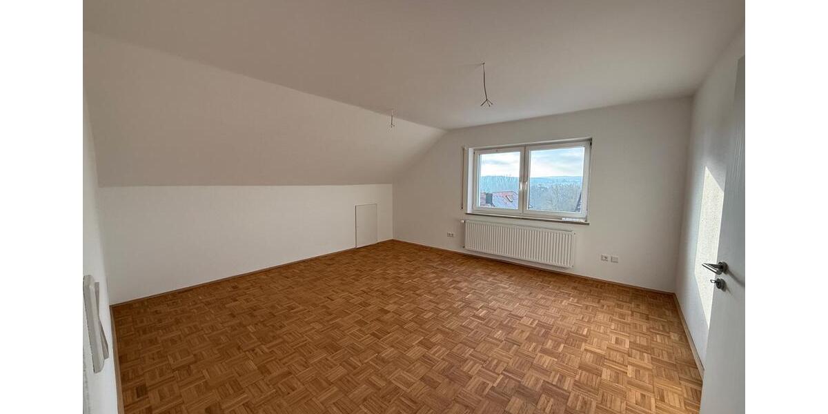 Neu sanierte 4-Zimmer-Wohnung in Hahnbach zu vermieten 4 zimmer
