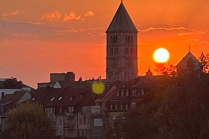 1 Zimmer Apartment-Wohnung mit neuerwertiger Einbauküche ab 01.12.2025 frei, gerne Dauermieter. 1 zimmer