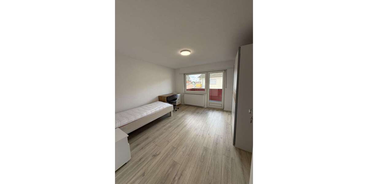 Etagenwohnung Ludwigshafen Mundenheim - 1 Zimmer, 14 m&sup2;, 450&euro; | Angebot:25158991