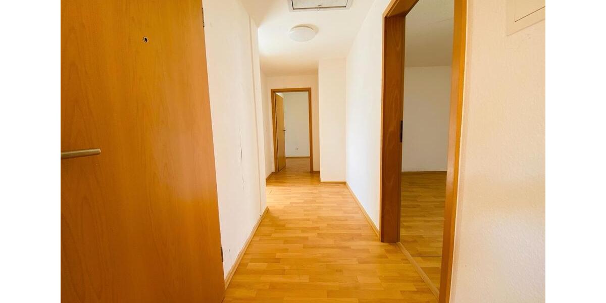 Dachgeschoßwohnung Magdeburg - 3 Zimmer, 86 m&sup2;, 650&euro; | Angebot:23913165