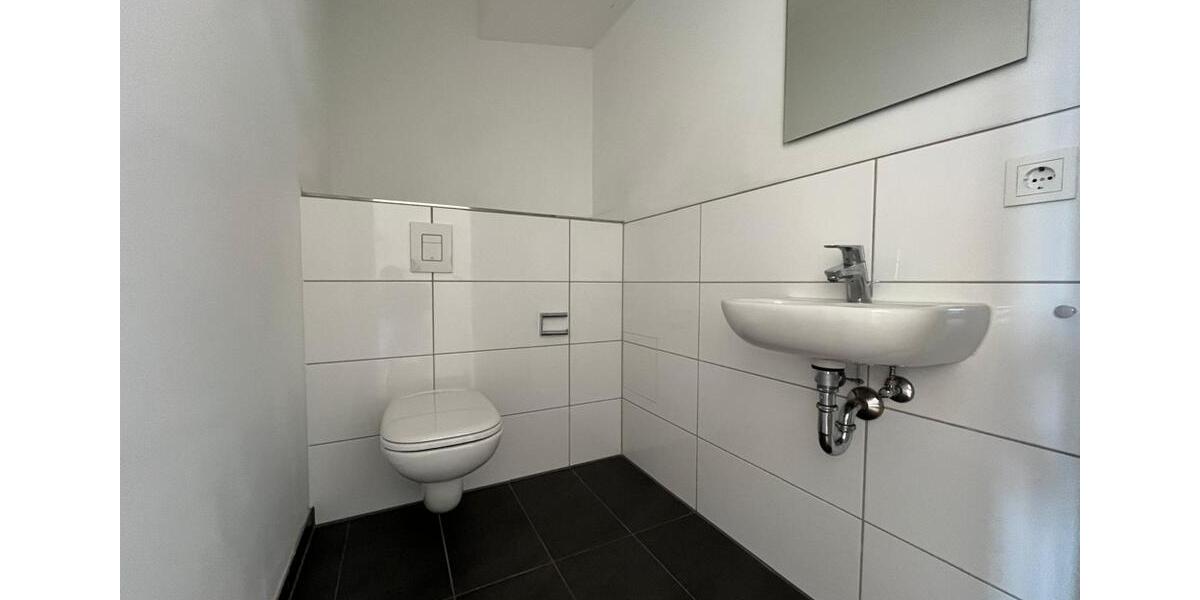 Etagenwohnung Stuttgart - 4 Zimmer, 135 m&sup2;, 2.076&euro; | Angebot:26068595