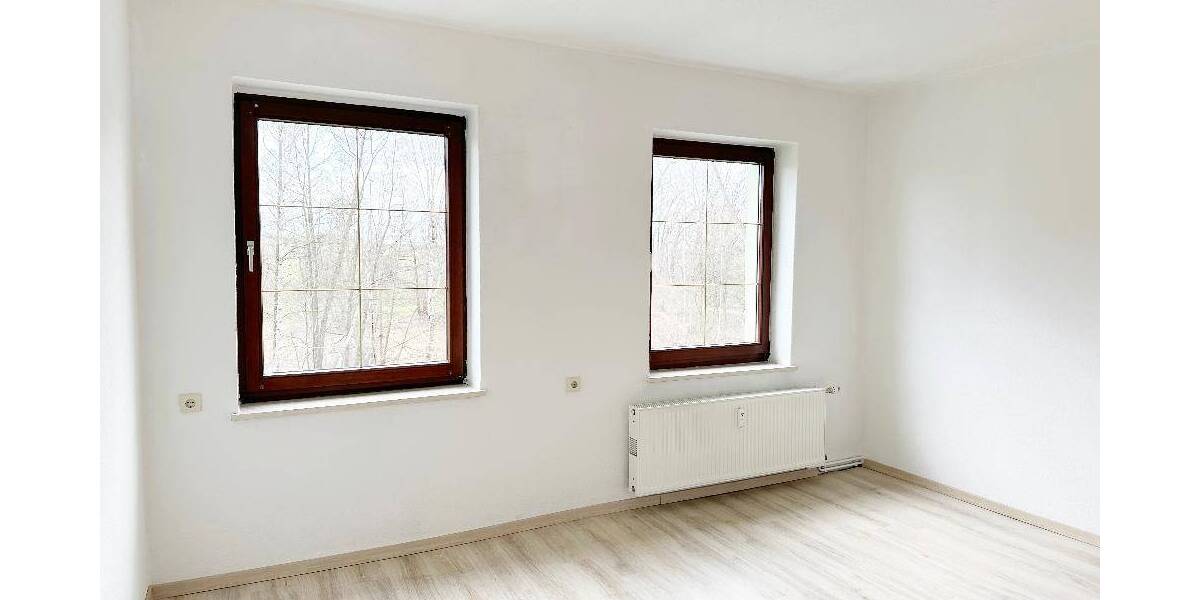 Etagenwohnung Nünchritz Merschwitz - 3 Zimmer, 62 m&sup2;, 320&euro; | Angebot:25998316