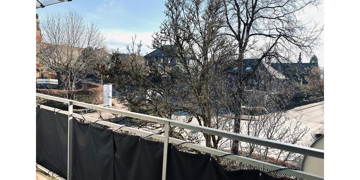 Etagenwohnung Salach - 3 Zimmer, 105 m&sup2;, 1.250&euro; | Angebot:24600210