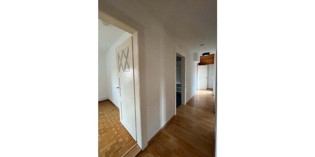Etagenwohnung Laufenburg (Baden) - 3 Zimmer, 80 m&sup2;, 980&euro; | Angebot:25948427