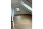 Dachgeschoßwohnung Gießen Allendorf - 4 Zimmer, 110 m&sup2;, 950&euro; | Angebot:26614053