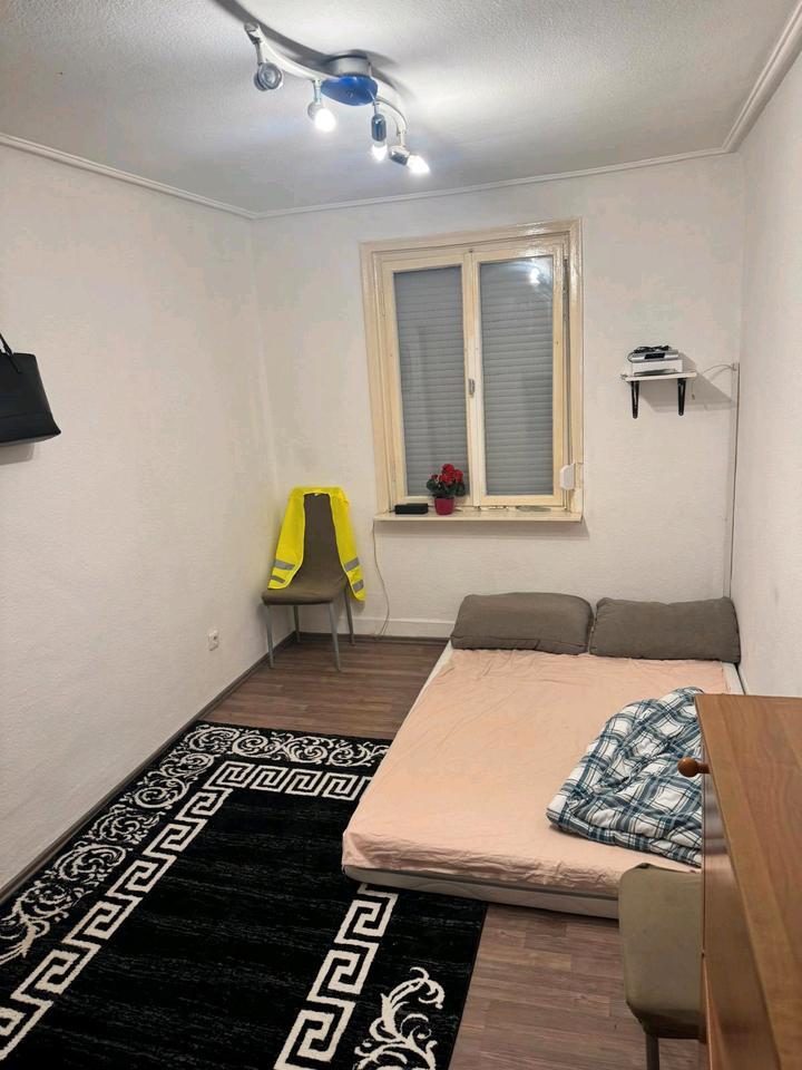WG Zimmer NUR FÜR FRAU