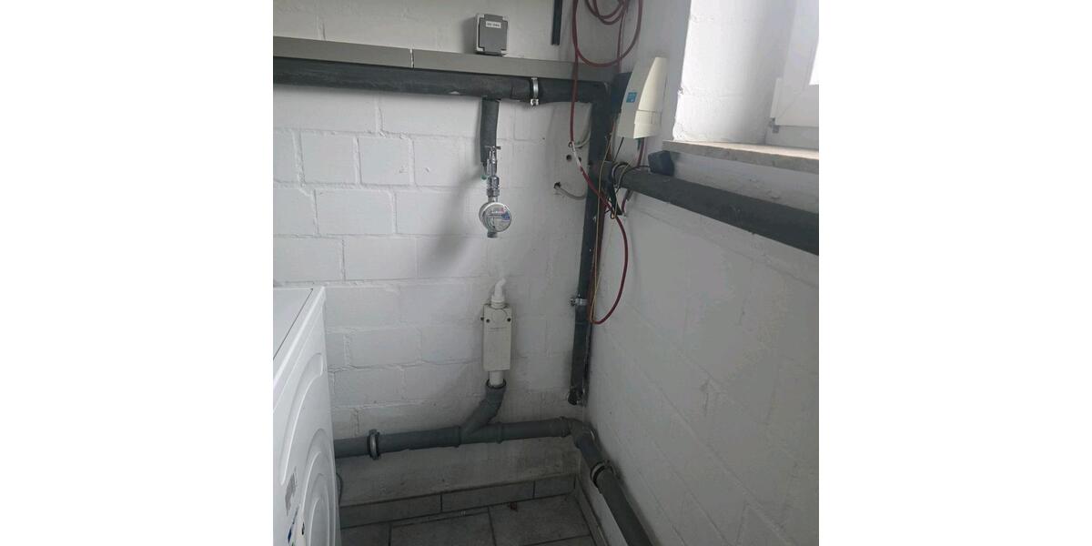 Dachgeschoßwohnung Edemissen - 3 Zimmer, 65 m&sup2;, 950&euro; | Angebot:26039669