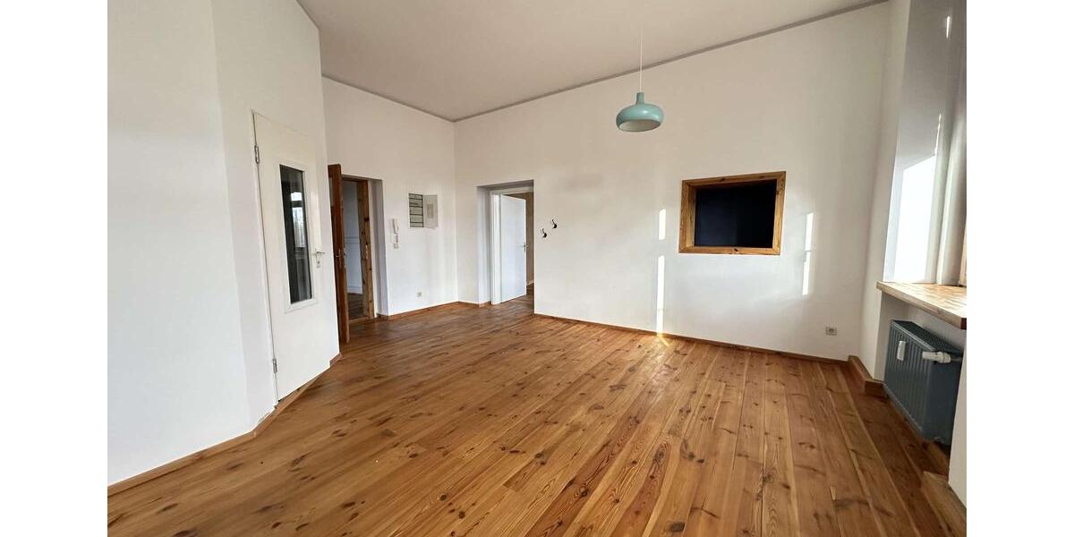 Etagenwohnung Görlitz - 5 Zimmer, 133 m&sup2;, 840&euro; | Angebot:26001749