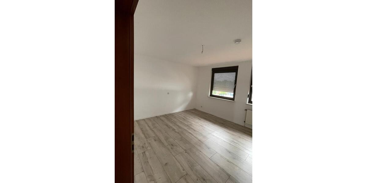 Dachgeschoßwohnung Eschwege - 2 Zimmer, 80 m&sup2;, 595&euro; | Angebot:26213108
