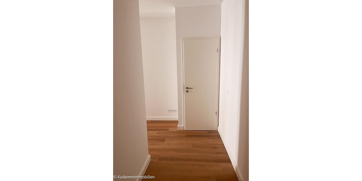 Etagenwohnung Neuruppin - 3 Zimmer, 83 m&sup2;, 994&euro; | Angebot:19871345