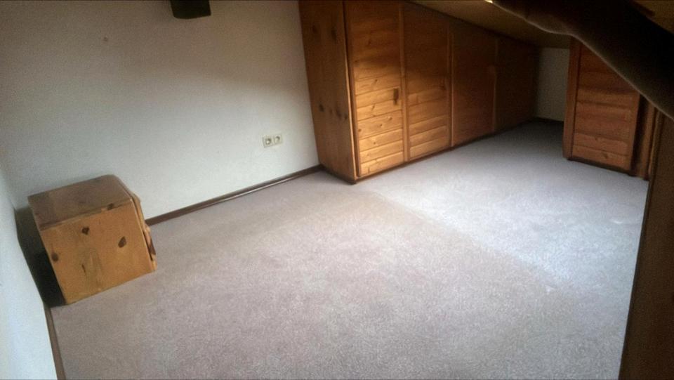 Dachgeschoßwohnung Weiskirchen - 1 Zimmer, 45 m&sup2;, 370&euro; | Angebot:24813699