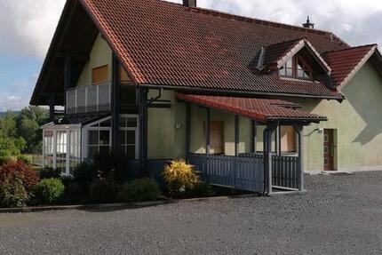 Haus mit EBK, Wintergarten, Balkon, Terrasse und Garten 8 zimmer