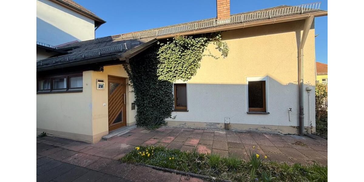 Erdgeschoßwohnung Pegnitz - 2 Zimmer, 114 m&sup2;, 850&euro; | Angebot:25872224