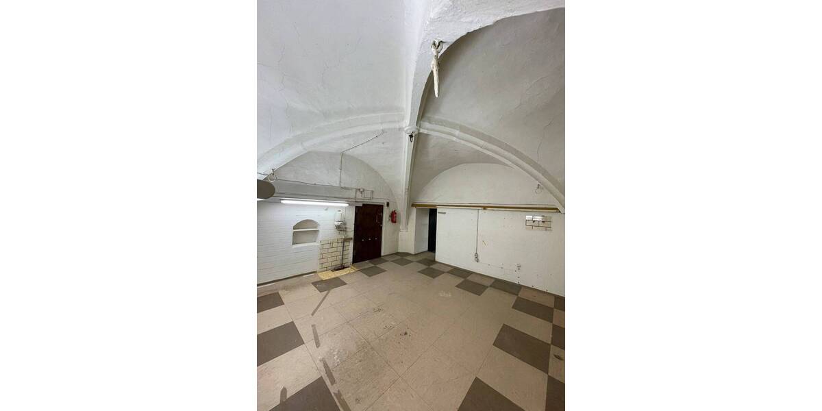 Gewerbeobjekt Regensburg Innenstadt - 1.750&euro; | Angebot:26501339