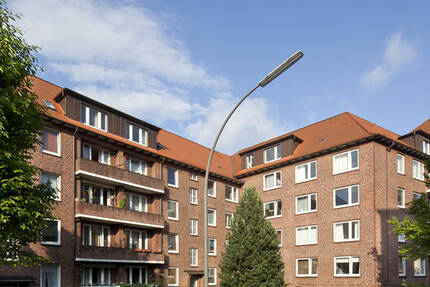 Komplett modernisierte 3 12-Zimmer-Wohnung