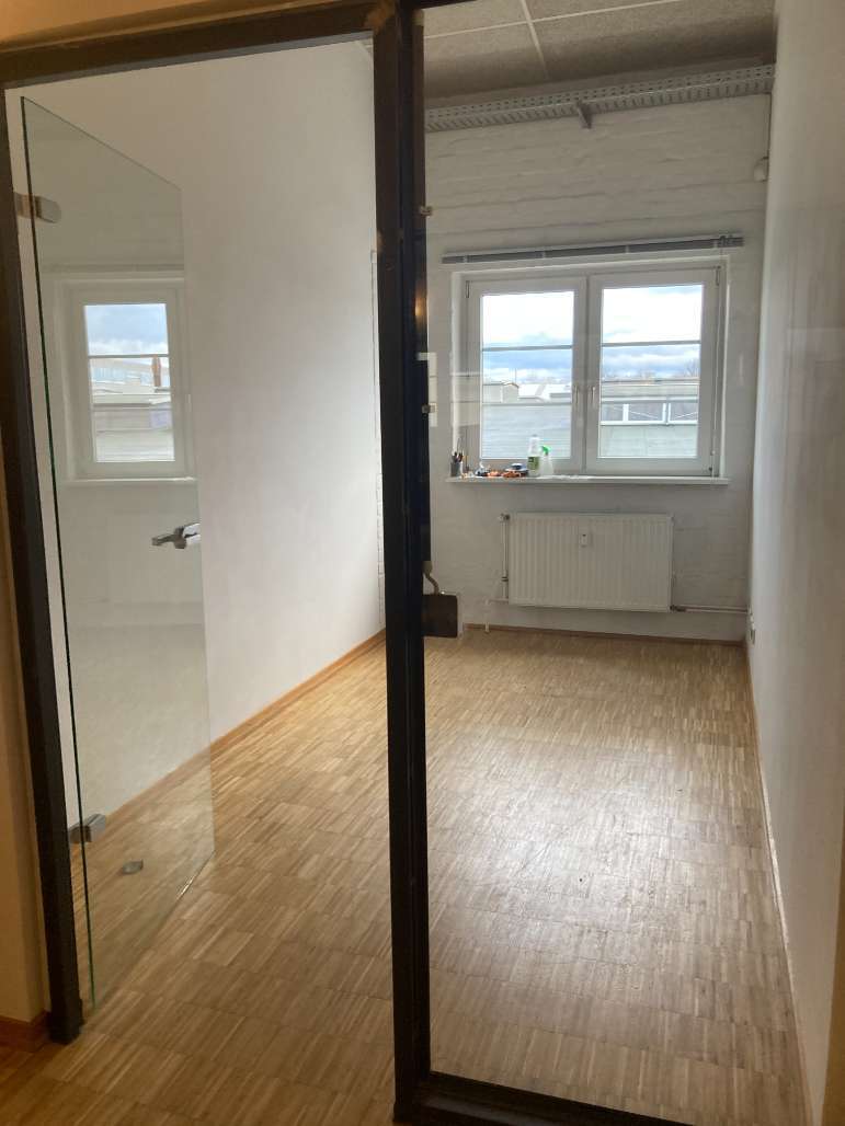 Büro in Hamburg 1.640 € 72 m² zimmer