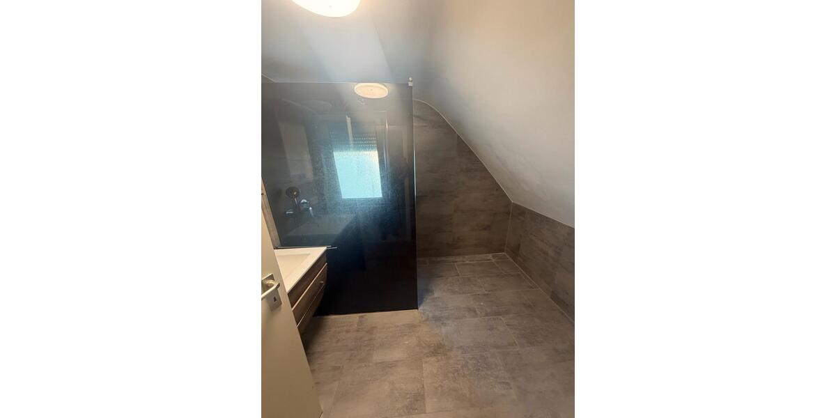 Reihenhaus Ronneburg - 4 Zimmer, 152 m&sup2;, 1.800&euro; | Angebot:25367731