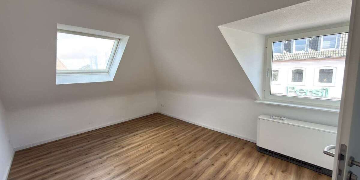 Etagenwohnung Düsseldorf - 1 Zimmer, 28 m&sup2;, 675&euro; | Angebot:27171541