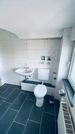 Etagenwohnung Saarbrücken St Johann - 2 Zimmer, 70 m&sup2;, 560&euro; | Angebot:24377482