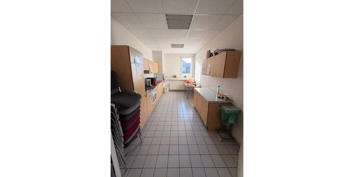 Gewerbeobjekt Fürth Südstadt - 5 Zimmer, 362 m&sup2;, 3.620&euro; | Angebot:24620445