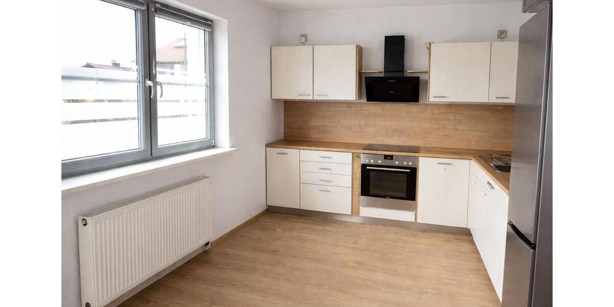 Etagenwohnung Mitterfels - 4 Zimmer, 114 m&sup2;, 1.100&euro; | Angebot:26021033