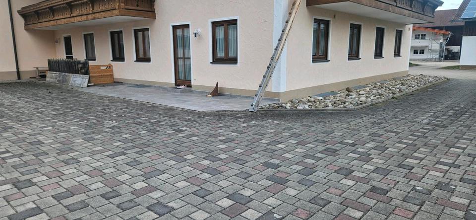 Erdgeschoßwohnung Traunreut Irsing - 5 Zimmer, 150 m&sup2;, 1.550&euro; | Angebot:26594094