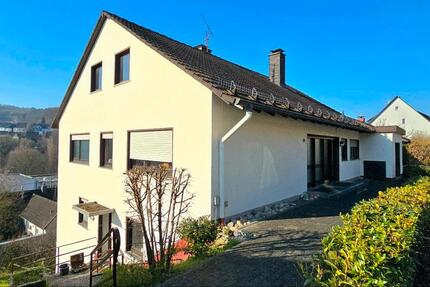 Wohnung Siegen Weidenau - 4 Zimmer, 85 m&sup2;, 750&euro; | Angebot:25861351