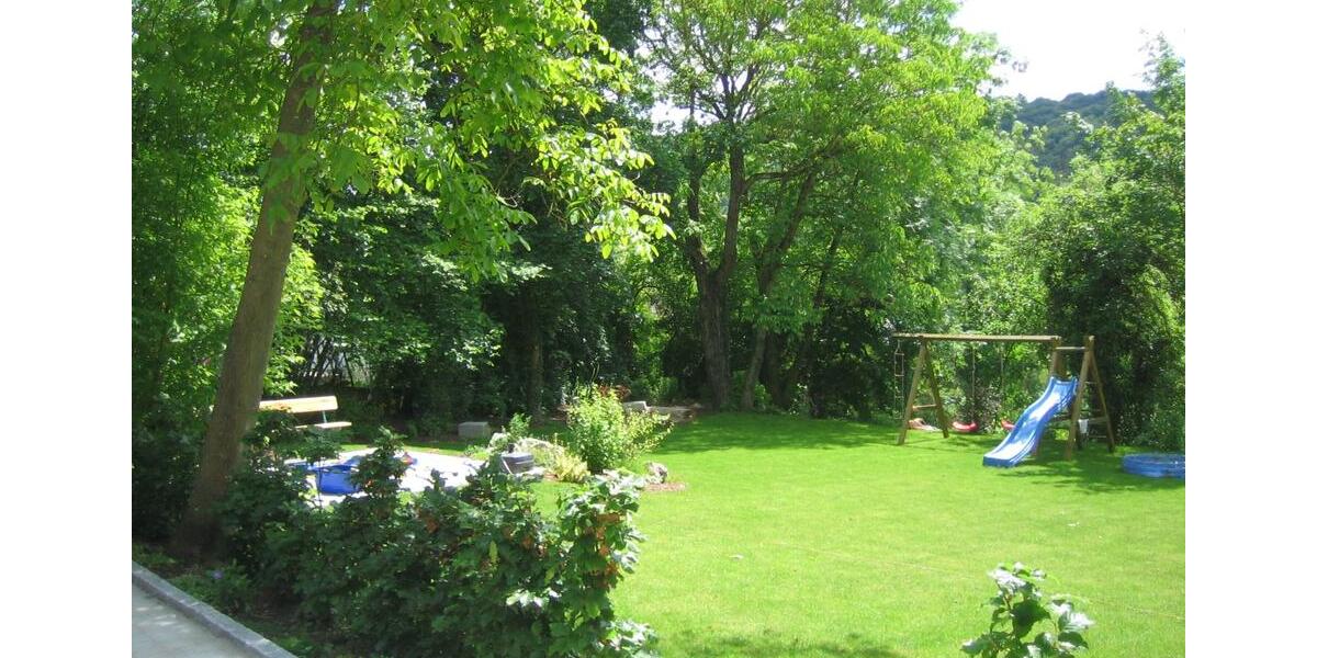 Großzügige, helle 4-Zimmer-Wohnung in Riedenburg 4 zimmer