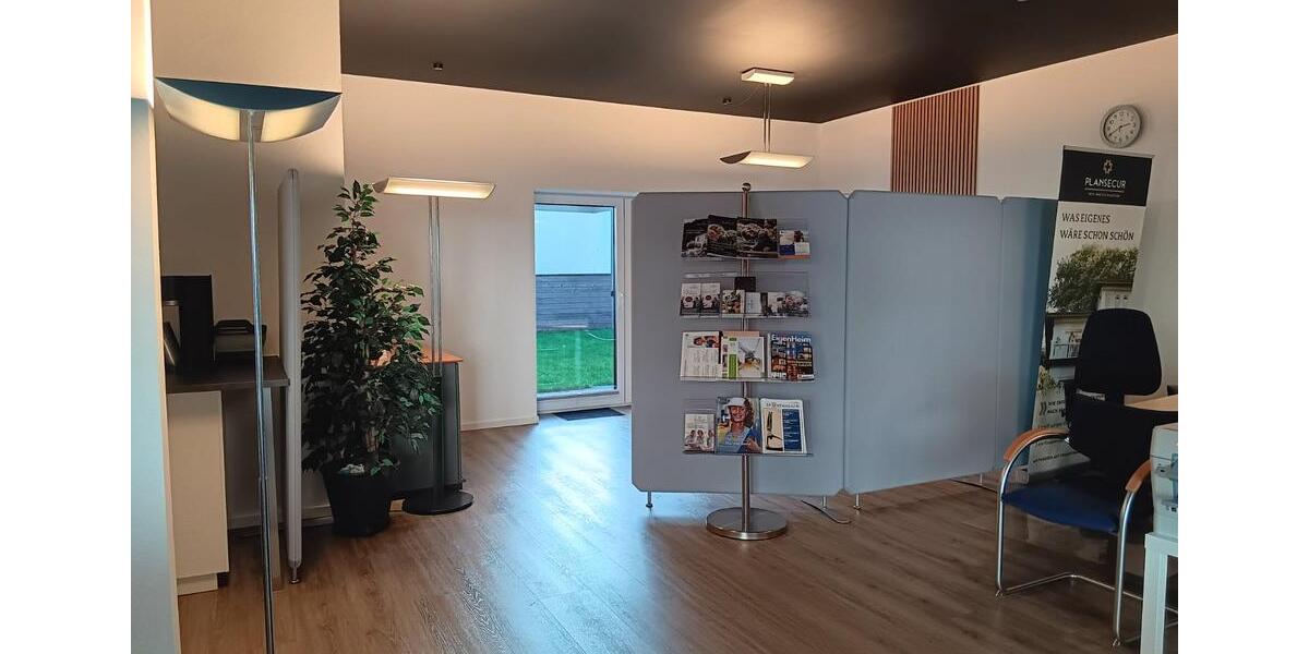Modernes Büro zur Mitnutzung in Husum – Bürogemeinschaft zimmer